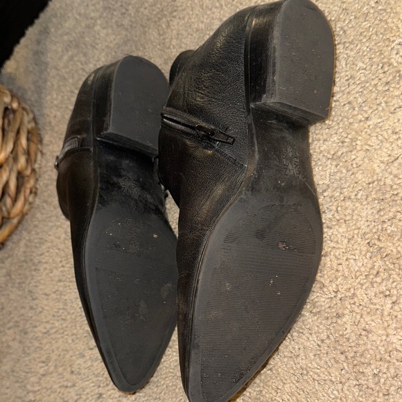Naturalizer Black Ankle Booties - Picture 3 of 6